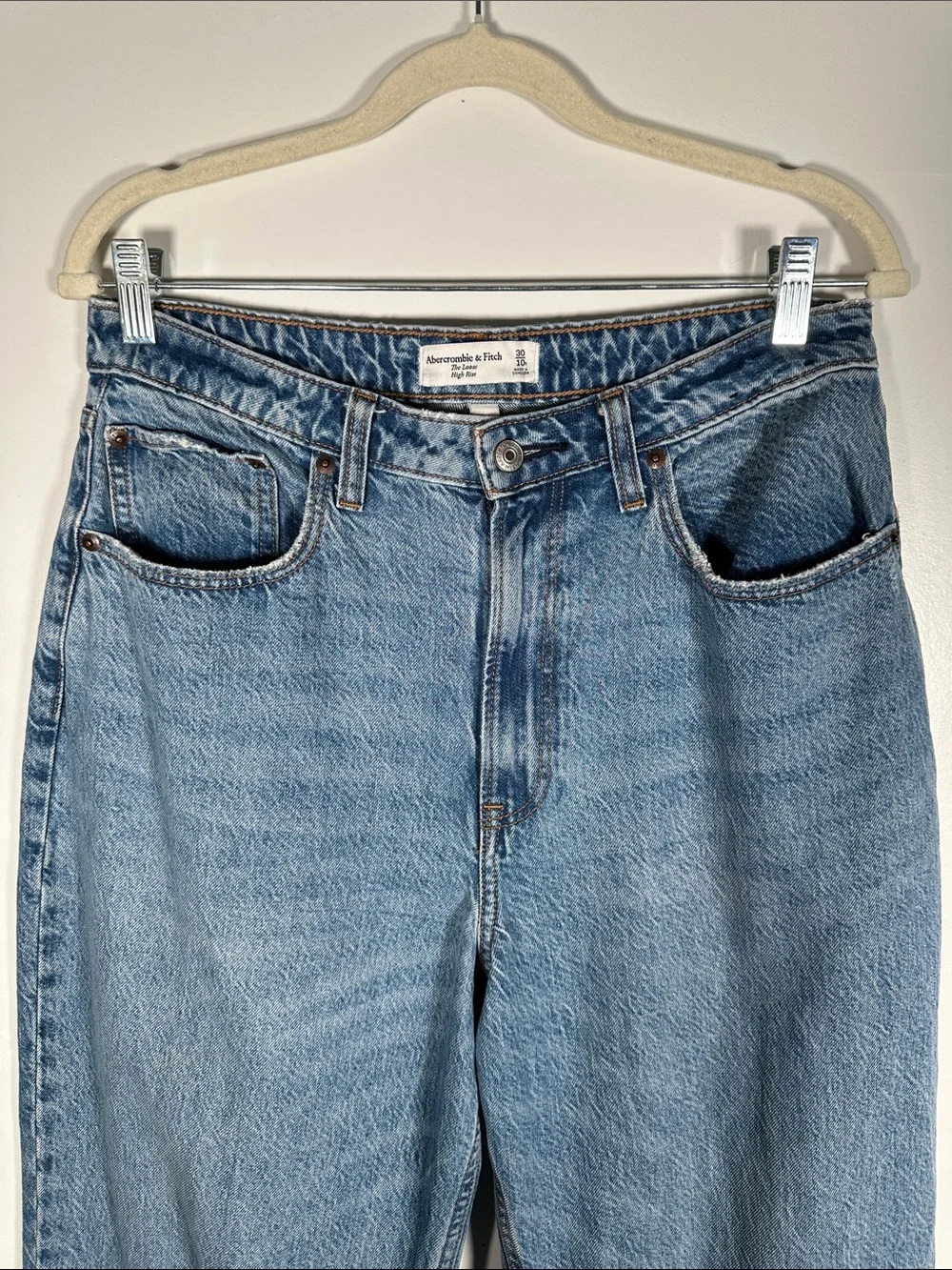 Abercrombie & Fitch High Rise Straight Leg Jeans Size 10 Vintage Wash